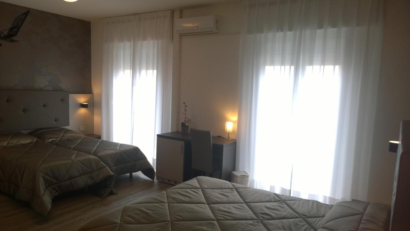 Hotel Gambrinus Lignano Sabbiadoro Pokój zdjęcie