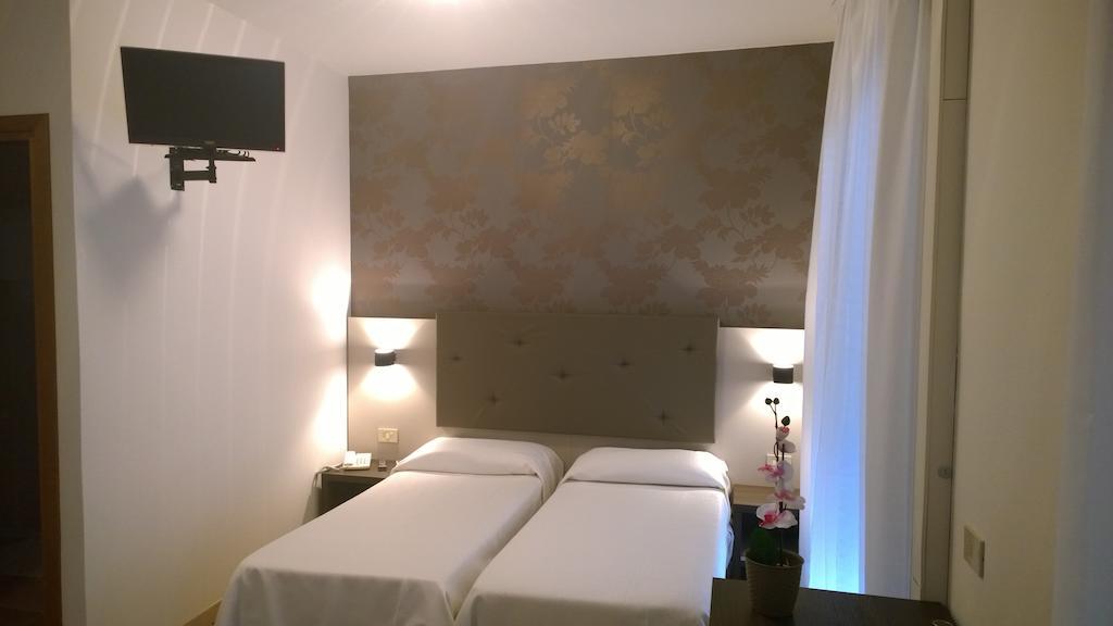 Hotel Gambrinus Lignano Sabbiadoro Zewnętrze zdjęcie