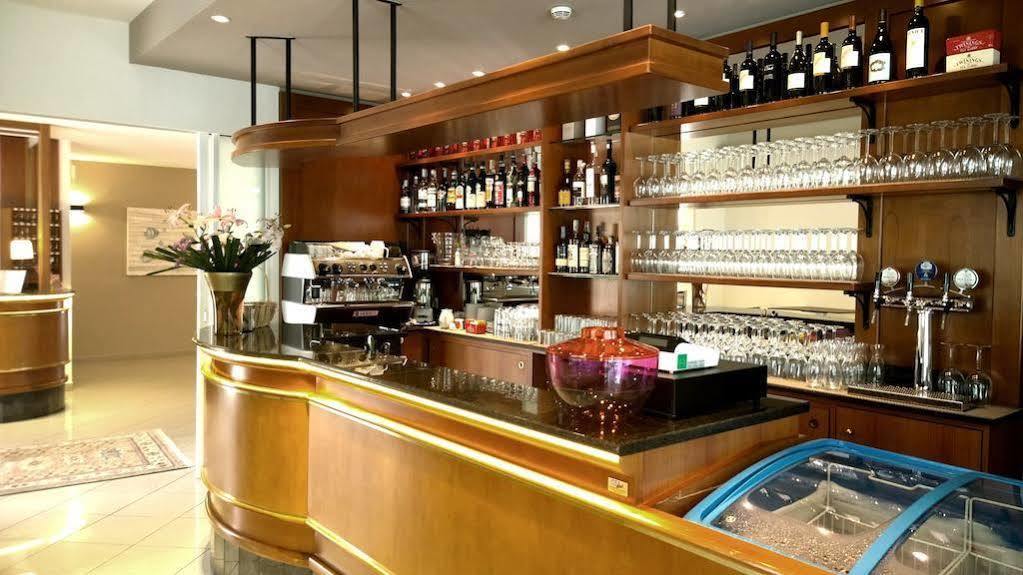 Hotel Gambrinus Lignano Sabbiadoro Zewnętrze zdjęcie