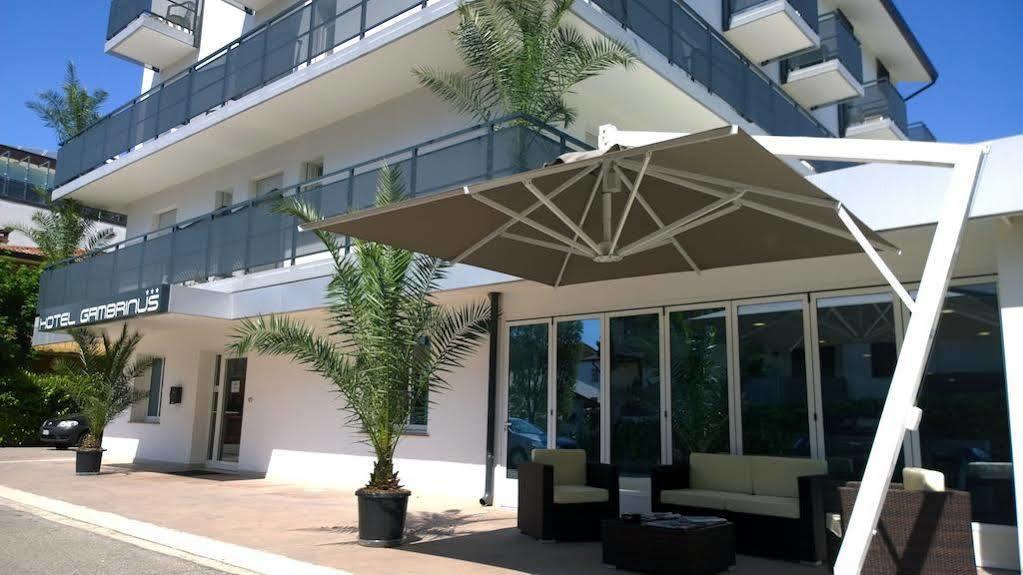 Hotel Gambrinus Lignano Sabbiadoro Zewnętrze zdjęcie